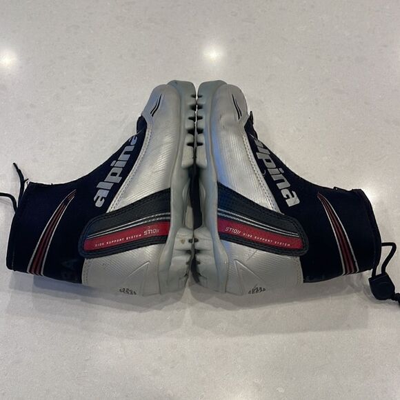 Alpina Cross Country Skiing Kids Boots - Black and Silver - NNN Binding - Picture 6 of 11